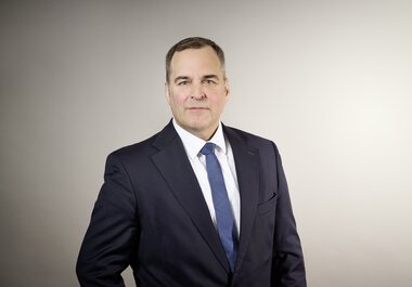 Dr. Jan-Phillipp Weisswange, Deputy Head of Public Relations / Spokesperson Vehicle Systems & Weapon and Ammunition Dr. Jan-Phillipp Weisswange, Deputy Head of Public Relations / Spokesperson Vehicle Systems & Weapon and Ammunition